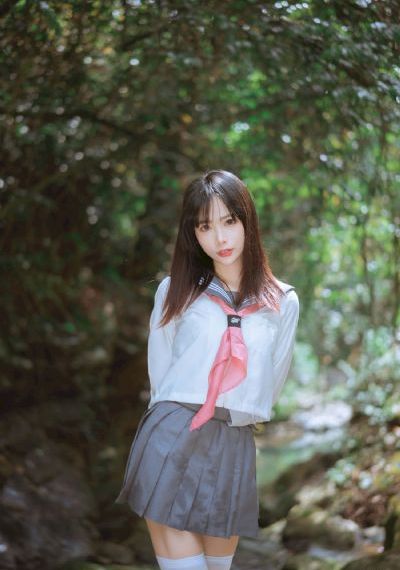 丝袜高跟美女国产一区二区_BD电影在线观看